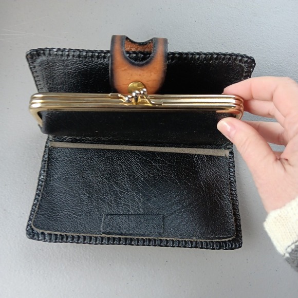 VTG Leather Tooled Wallet Women Double Kiss Lock Close Monogramed Leaf Black Tan - Picture 9 of 12